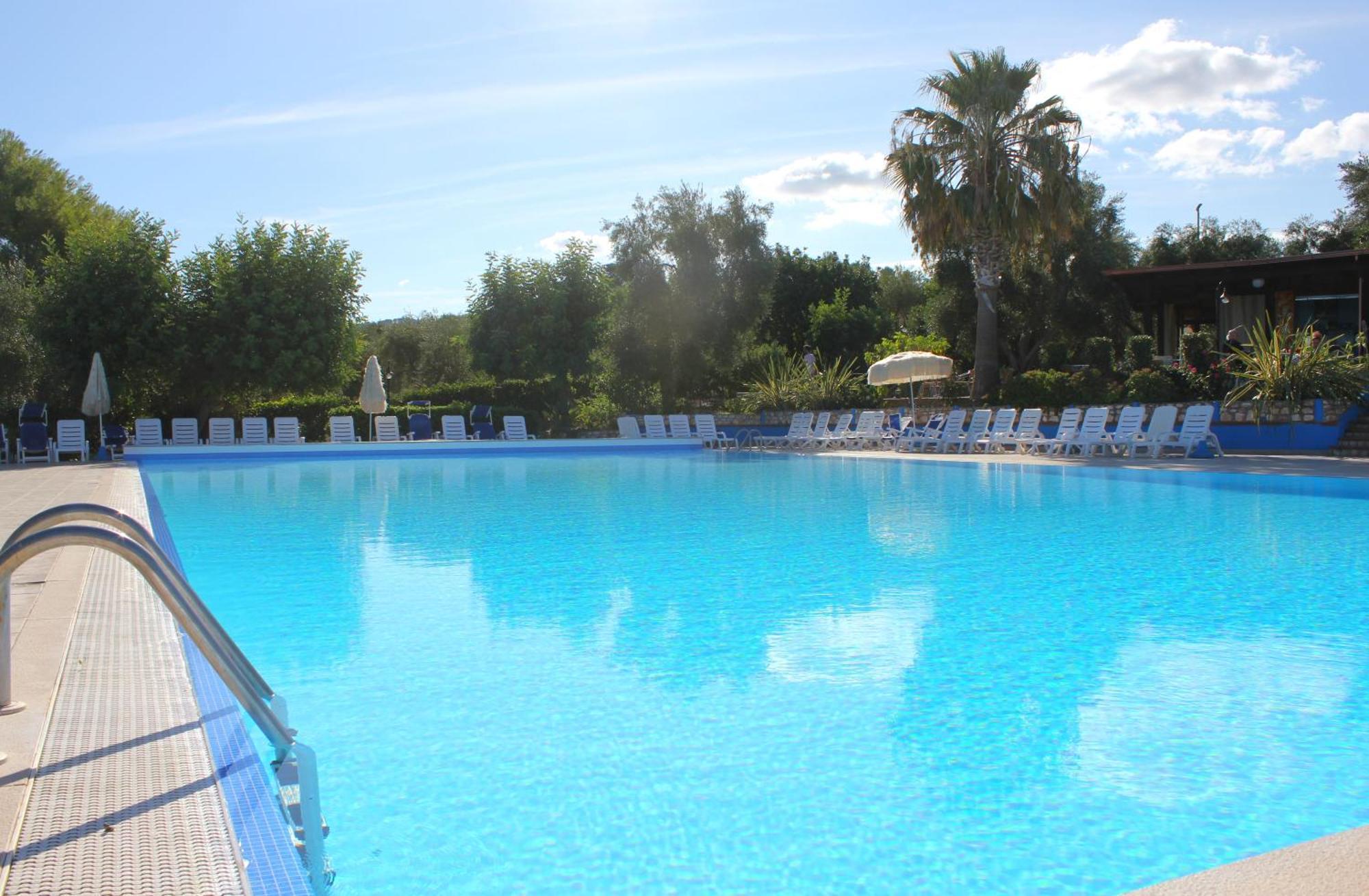 Villaggio Uliveto Rodi Garganico Luaran gambar
