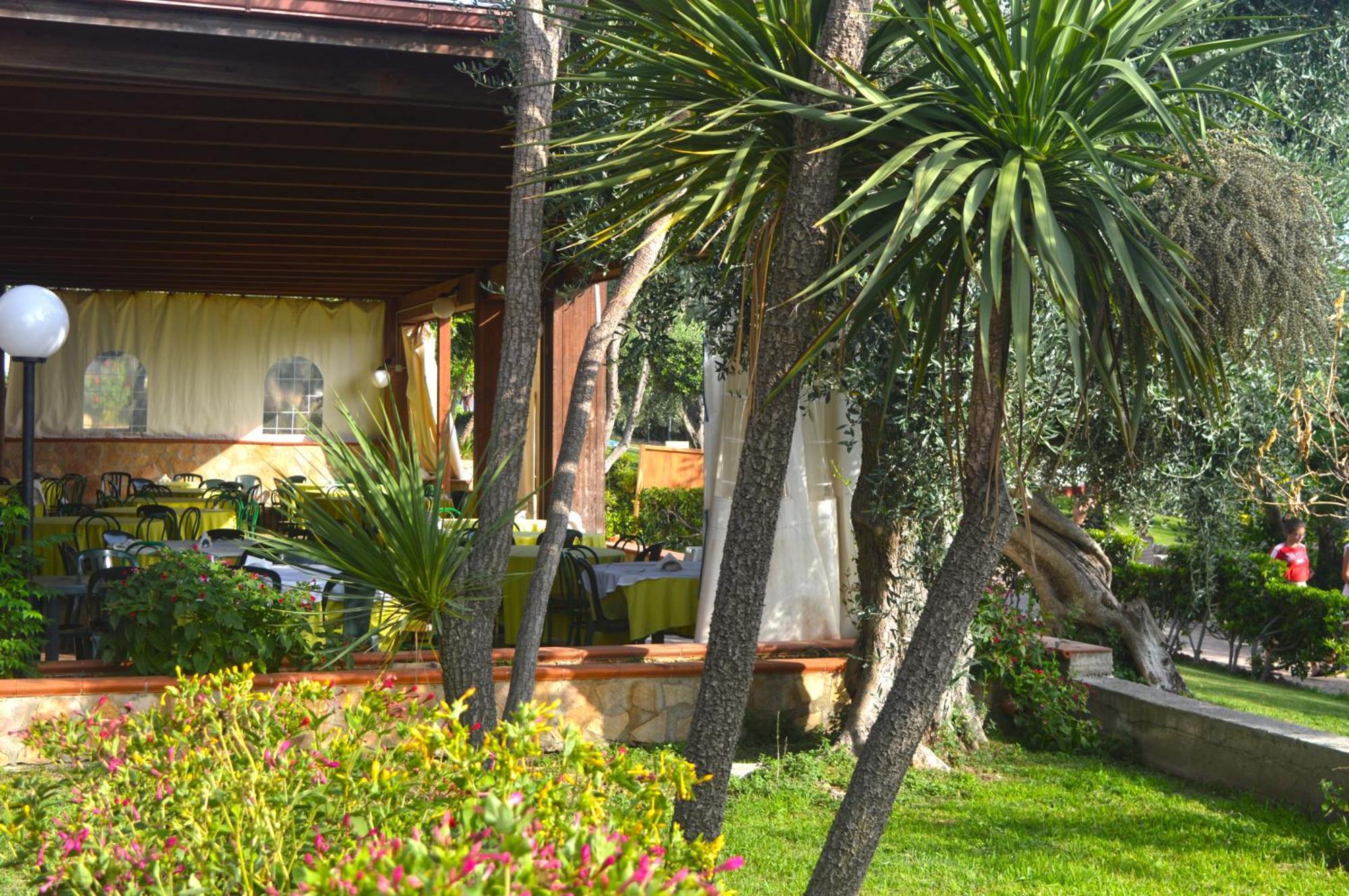Villaggio Uliveto Rodi Garganico Luaran gambar