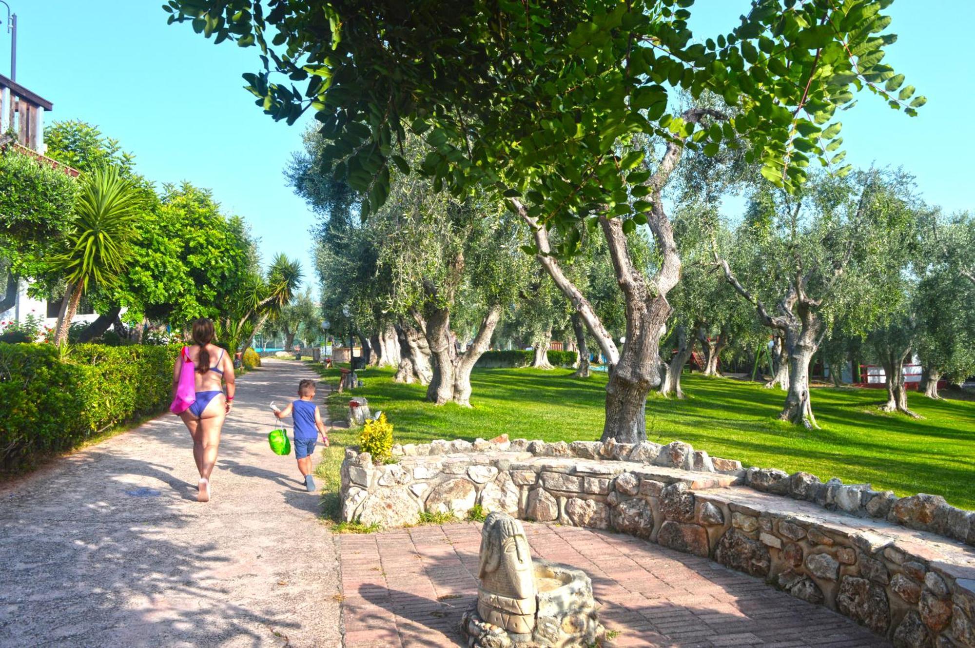 Villaggio Uliveto Rodi Garganico Luaran gambar